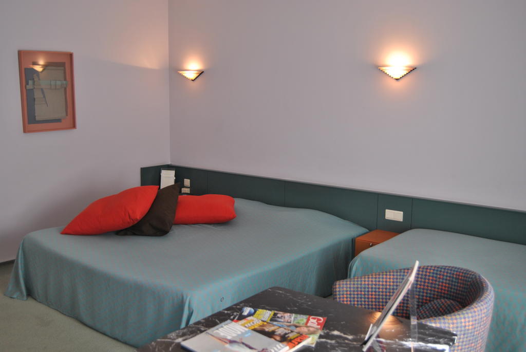 Greenpark Hotel Sint-Pieters-Leeuw Quarto foto